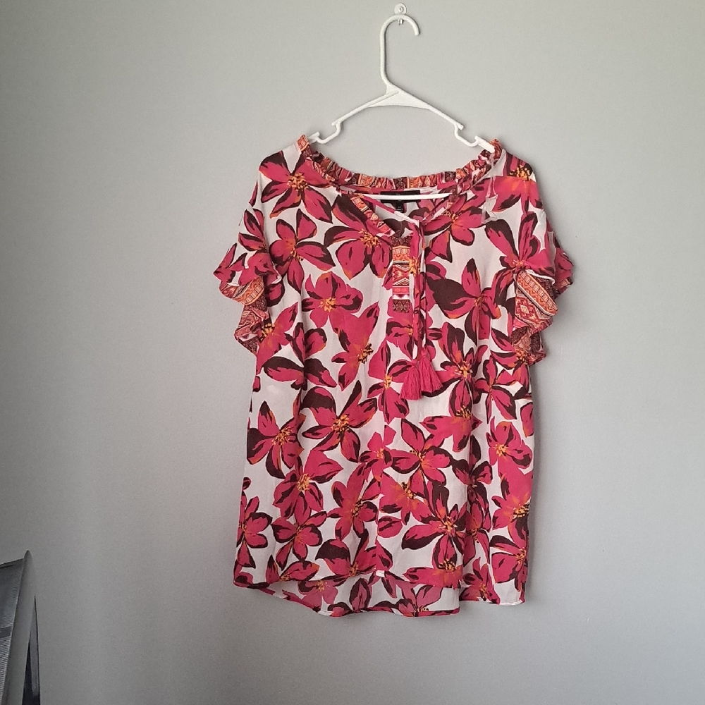 NWT Fred David Pink Floral Blouse